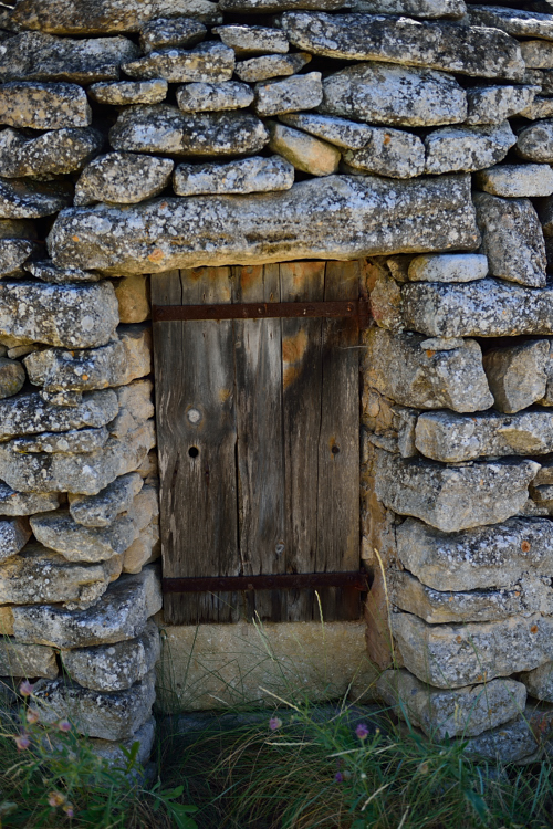 Porte de Puis Aiguier de Provence Luberon
